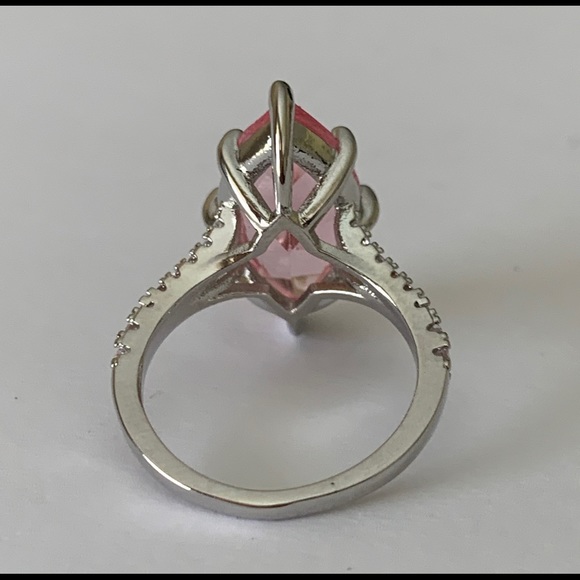 **SOLD**NEW Large Pink Marquise Cut Diamond Size 7 - Picture 4 of 4